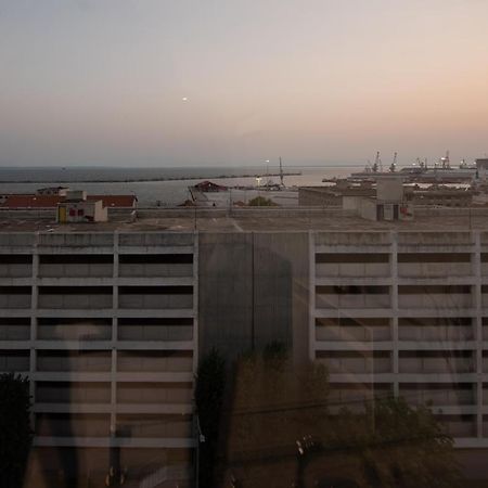 Sea & City Luxury Suite Thessaloniki Exterior foto