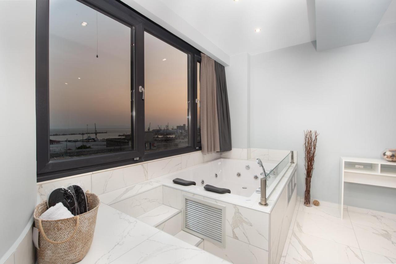 Sea & City Luxury Suite Thessaloniki Exterior foto