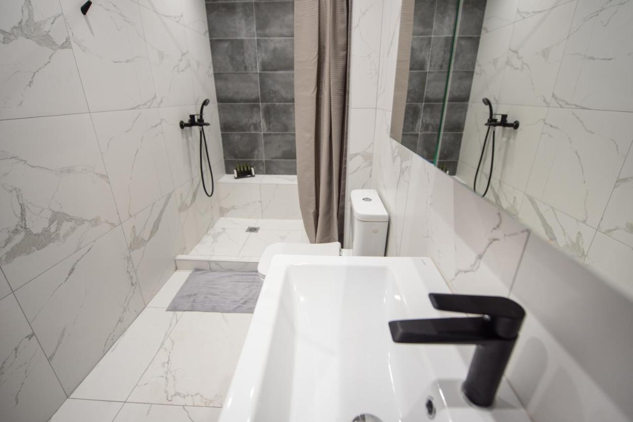 Sea & City Luxury Suite Thessaloniki Exterior foto